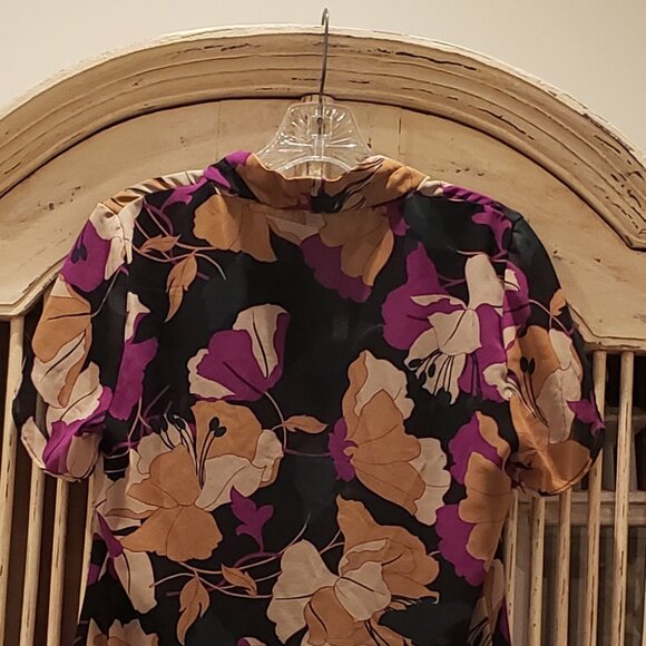 Calvin Klein Black Floral Print Pullover Top - Picture 8 of 9